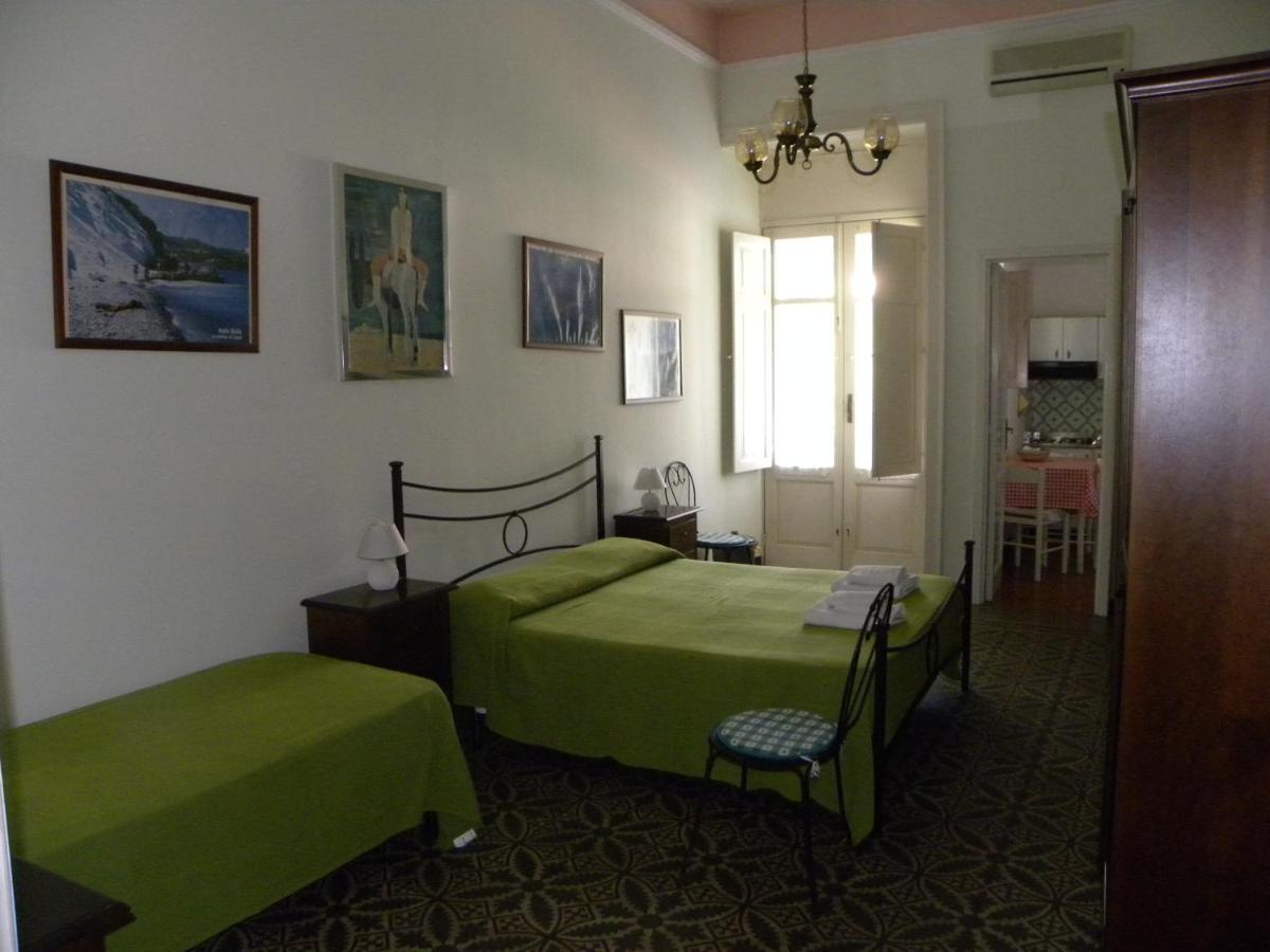 Novecento Apartment Đảo Lipari Ngoại thất bức ảnh